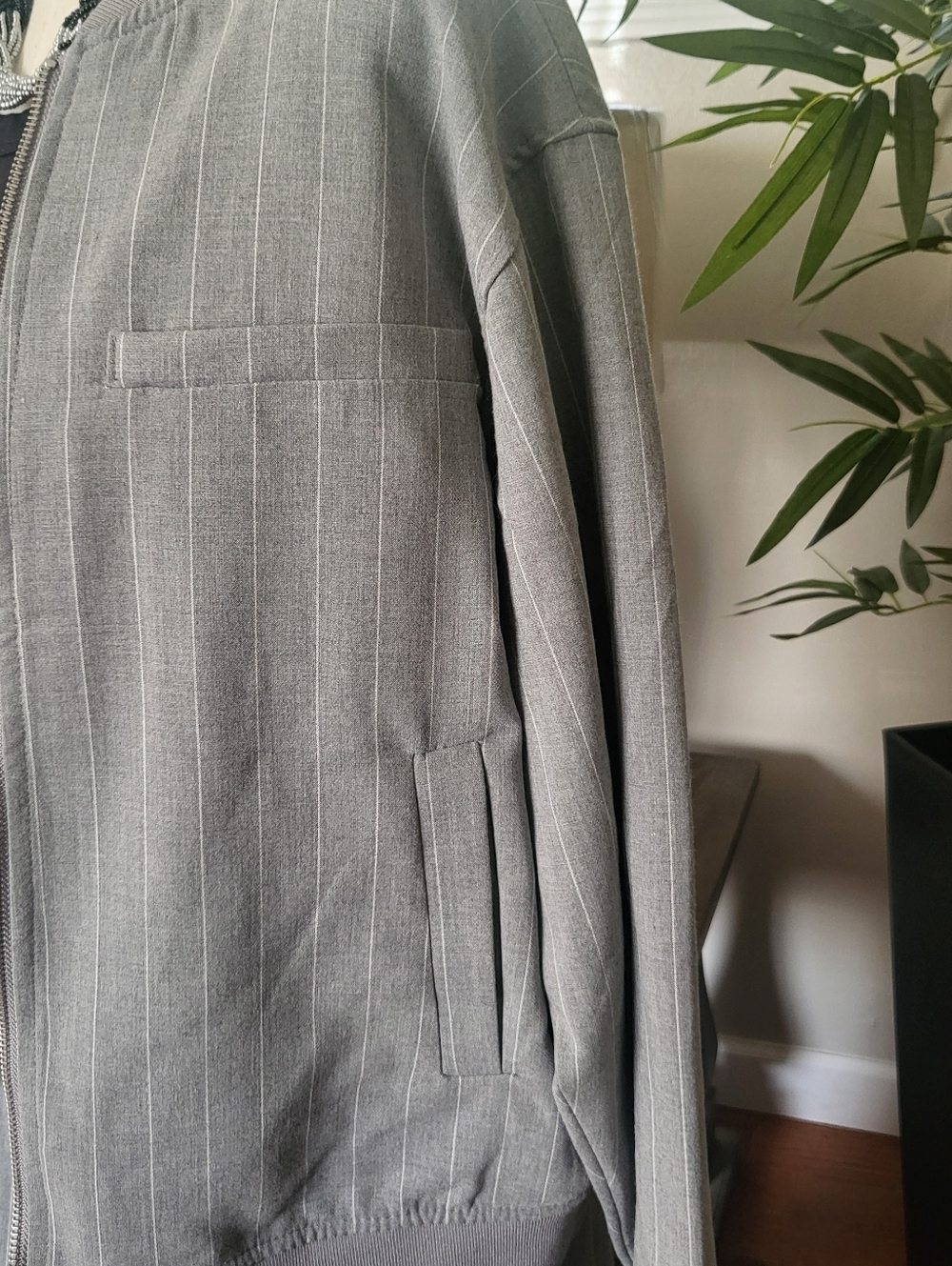 Scoop - Picture 5 of 8